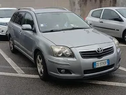 Usata 2008 Toyota Avensis Station wagon | 3000 € (Buon prezzo)