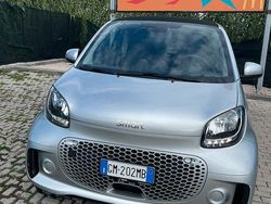 Grigio Usata 2023 Smart ForTwo Electric Drive Coupé | 12.500 € (Buon prezzo)