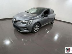 Grigio(met.) Usata 2023 Renault Clio V Evolution Tre volumi | 14.500 € (Buon prezzo)