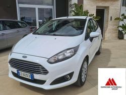 Bianco Usata 2015 Ford Fiesta Tre volumi | 6899 € (Buon prezzo)