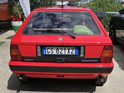 Rosso Usata 1989 Lancia Delta Due volumi | 59.999 €