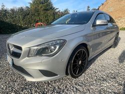 Usata 2016 Mercedes CLA220 Tre volumi | 6500 €