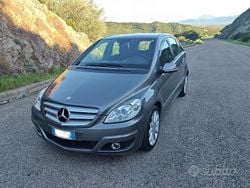 Usata 2010 Mercedes B200 Monovolume | 5850 € (Cara)