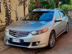 Usata 2011 Honda Accord Station wagon | 6000 €