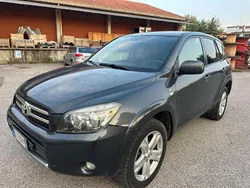 Nero Usata 2007 Toyota RAV4 Plus SUV | 2950 € (Buon prezzo)