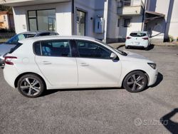 Bianco Usata 2015 Peugeot 308 Access Tre volumi | 5000 € (Ottimo prezzo)