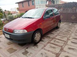 Usata 1994 Fiat Punto Due volumi | 2000 €