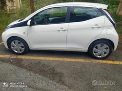 Usata 2016 Toyota Aygo Due volumi | 8500 € (Buon prezzo)