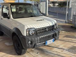 Grigio Usata 2018 Suzuki Jimny SUV | 16.799 € (Ottimo prezzo)