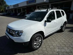 Bianco Usata 2017 Dacia Duster Lauréate SUV | 10.500 € (Buon prezzo)