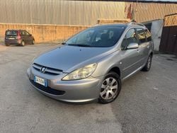 Argento Usata 2005 Peugeot 307 Station wagon | 2450 € (Buon prezzo)