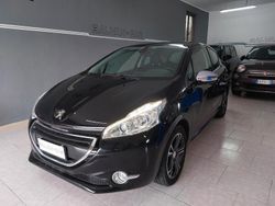 Nero Usata 2015 Peugeot 208 Sport Due volumi | 7900 € (Cara)