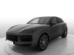 Grigio quarzite metallizzato Usata 2024 Porsche Cayenne SUV | 112.900 € (Buon prezzo)