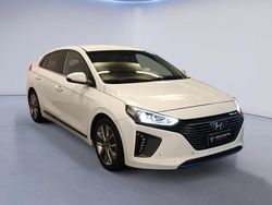 Bianco / metallizzato Usata 2018 Hyundai Ioniq Style Due volumi | 9990 €