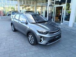 Astro grey Usata 2024 Kia Stonic Urban SUV | 17.450 € (Buon prezzo)