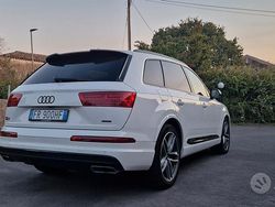 Usata 2018 Audi Q7 S-Line SUV | 36.000 € (Buon prezzo)
