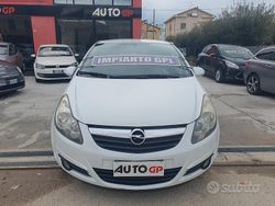 Bianco Usata 2009 Opel Corsa Tre volumi | 4700 € (Molto cara)