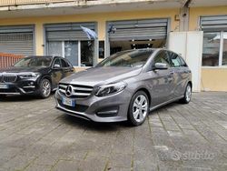 Grigio Usata 2016 Mercedes B180 Monovolume | 11.999 € (Buon prezzo)