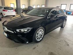 Nero Usata 2021 Mercedes CLA200 Shooting Brake Business Station wagon | 25.000 € (Buon prezzo)
