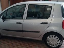 Grigio Usata 2009 Renault Modus Monovolume | 5500 € (Molto cara)