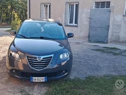 Grigio Usata 2014 Lancia Ypsilon Due volumi | 4000 € (Buon prezzo)