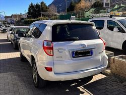 Usata 2011 Toyota RAV4 SUV | 8000 € (Buon prezzo)