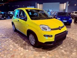 Giallo Nuova 2024 Fiat Panda Due volumi | 15.500 €