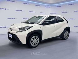 Bianco Usata 2025 Toyota Aygo X Active SUV | 14.890 € (Buon prezzo)