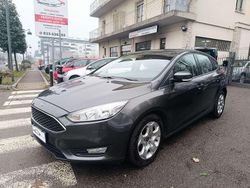 Grigio Usata 2018 Ford Focus Tre volumi | 9900 € (Super prezzo)