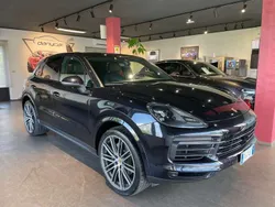 Nero Usata 2019 Porsche Cayenne SUV | 55.900 € (Buon prezzo)