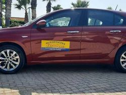 Rosso Usata 2016 Fiat Tipo Lounge Tre volumi | 7200 € (Buon prezzo)