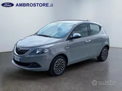 Grigio Usata 2022 Lancia Ypsilon Gold Due volumi | 13.500 € (Buon prezzo)