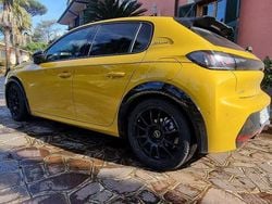 Usata 2019 Peugeot 208 GT-line Due volumi | 15.900 € (Buon prezzo)