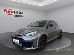 Grigio Nuova 2025 Toyota Yaris Coupé | 54.900 € (Buon prezzo)