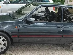 Usata 1989 Peugeot 205 GTi | 12.000 €
