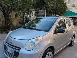 Grigio Usata 2010 Suzuki Alto Due volumi | 3000 € (Buon prezzo)