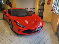 Rosso Usata 2021 Ferrari F8 Coupé | 325.000 € (Molto cara)