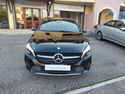 Nero Usata 2017 Mercedes A200 Executive Tre volumi | 17.500 € (Cara)