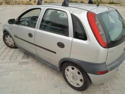 Argento Usata 2003 Opel Corsa Enjoy Tre volumi | 1500 € (Cara)