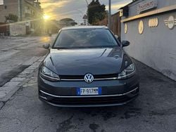 Grigio Usata 2017 VW Golf VII Executive Tre volumi | 12.500 € (Buon prezzo)