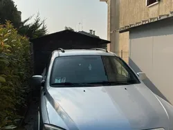 Usata 2008 Kia Sorento 2 SUV | 2000 € (Buon prezzo)