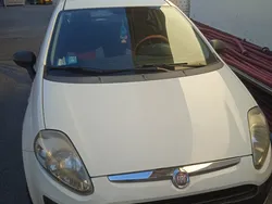 Usata 2010 Fiat Punto Due volumi | 3100 € (Buon prezzo)