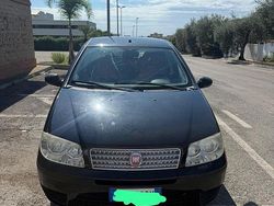 Nero Usata 2010 Fiat Punto Classica Due volumi | 1800 € (Super prezzo)