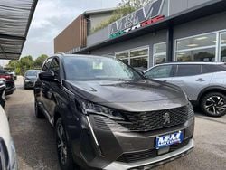 Grigio Usata 2024 Peugeot 5008 Allure SUV | 25.900 € (Buon prezzo)