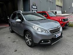 Grigio Usata 2015 Peugeot 2008 Active SUV | 8499 € (Buon prezzo)