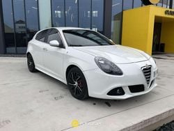 Bianco Usata 2011 Alfa Romeo Giulietta Quadrifoglio Verde Tre volumi | 6500 € (Buon prezzo)