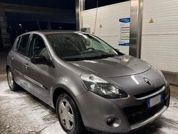 Grigio Usata 2010 Renault Clio II Tre volumi | 5200 €