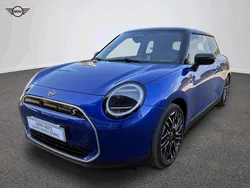 Blu/azzurro Nuova 2024 Mini Cooper SE Due volumi | 34.500 € (Buon prezzo)
