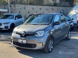 Grigio Usata 2023 Renault Twingo Urban Night Due volumi | 12.990 € (Buon prezzo)