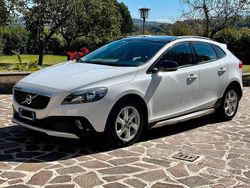 Bianco Usata 2013 Volvo V40 Station wagon | 8800 €